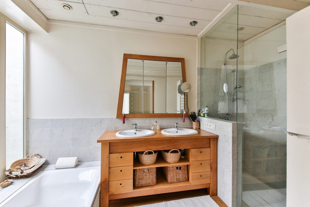 The importance of proper ventilation in your bathroom and how to achieve it